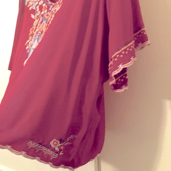 Red Boho Embroidered Blouse - Picture 4 of 5